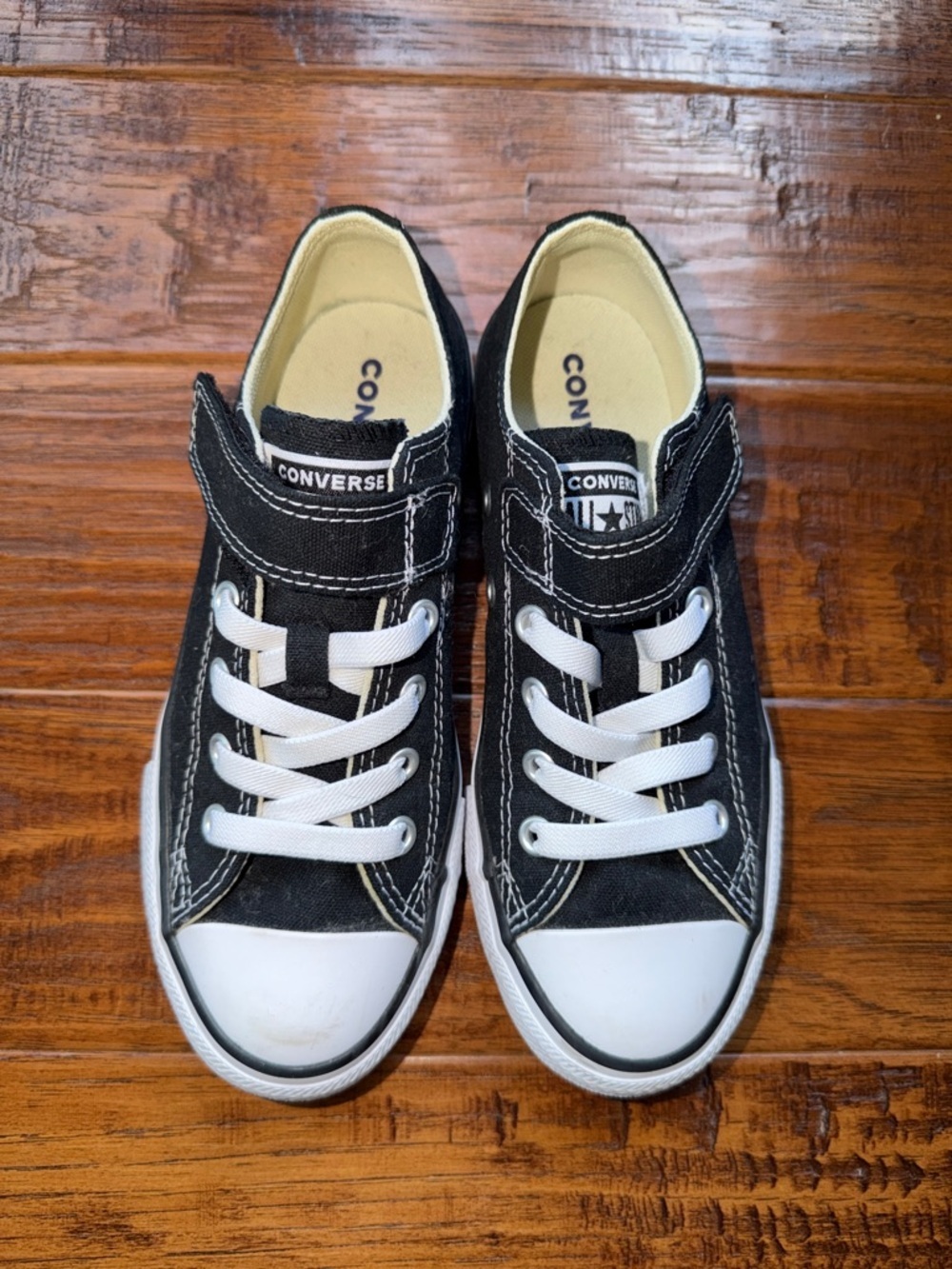 Converse Chuck Taylor All Star Easy-On, Size 1 youth